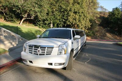 Stretch SUV - Cadillac Escalade