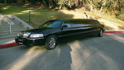 Stretch Limo - Lincoln Town Car