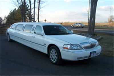 Stretch Limo - Lincoln Town Car