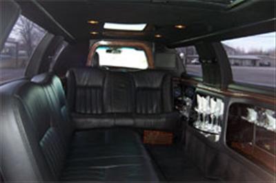 Stretch Limo - Lincoln Town Car