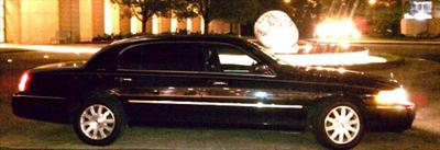 Sedan - Lincoln Town Car L