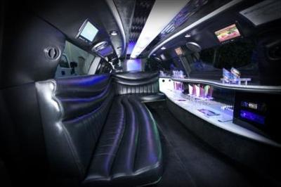 Stretch Limo - Chrysler 300
