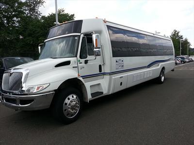 Mini-Bus - Limo / Party Style 
