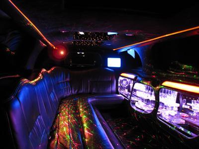Stretch Limo - Lincoln Town Car