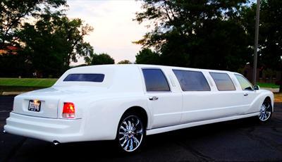 Stretch Limo - Rolls Royce Phantom
