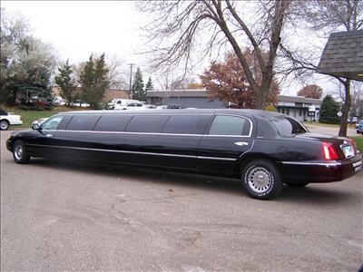 Stretch Limo - Lincoln Town Car