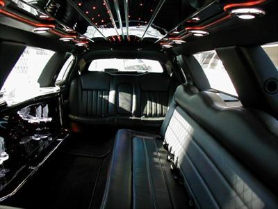 Stretch Limo - Lincoln Town Car