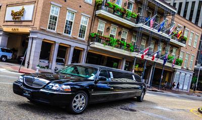 Stretch Limo - Lincoln Town Car