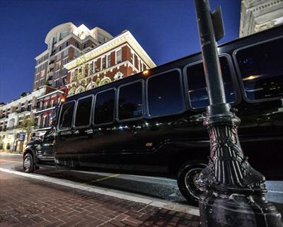 Mini-Bus - Limo / Party Style 