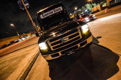 Mini-Bus - Limo / Party Style 