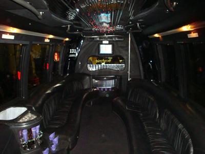 Mini-Bus - Limo / Party Style 