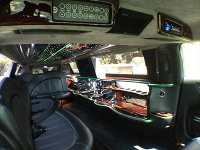 Stretch Limo - Chrysler 300