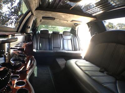 Stretch Limo - Chrysler 300