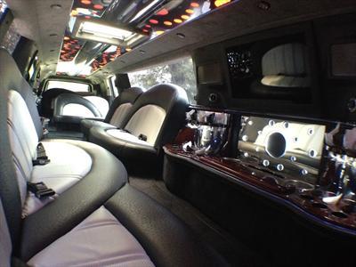 Stretch SUV - Cadillac Escalade