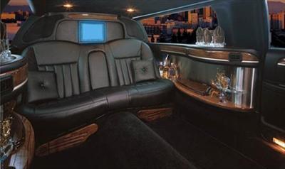 Stretch Limo - Lincoln Town Car