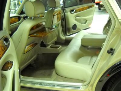 Luxury Sedan - Jaguar XJ