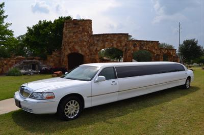 Stretch Limo - Lincoln Town Car