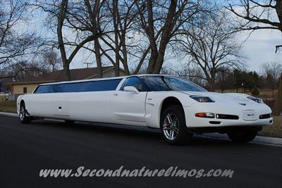 Stretch Limo - Chevrolet Corvette