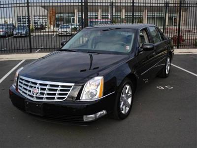 Sedan - Cadillac Deville