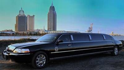 Stretch Limo - Lincoln Town Car