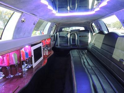 Stretch Limo - Lincoln Town Car