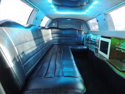 Stretch Limo - Lincoln Town Car