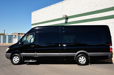 Van - Executive Van 