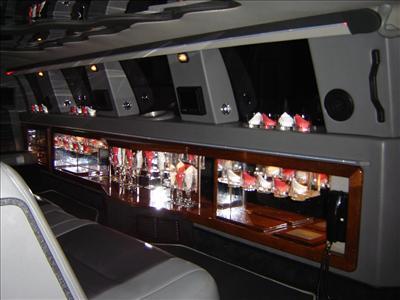 Stretch SUV - Ford Excursion
