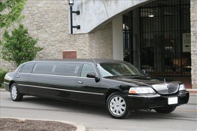 Stretch Limo - Lincoln Town Car