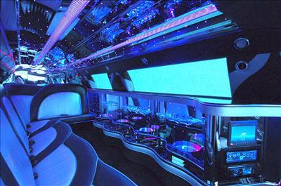 Stretch Limo - Dodge Charger