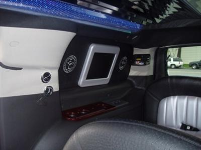 Stretch SUV - Cadillac Escalade