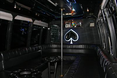 Mini-Bus - Limo / Party Style 