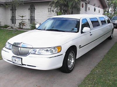 Stretch Limo - Lincoln Town Car
