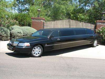 Stretch Limo - Lincoln Town Car