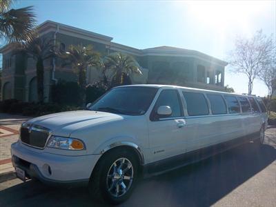 Stretch SUV - Lincoln Navigator