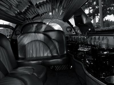 Stretch Limo - Lincoln Town Car