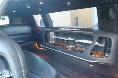 Stretch Limo - Lincoln Town Car