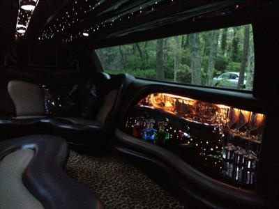 Stretch Limo - Cadillac DTS