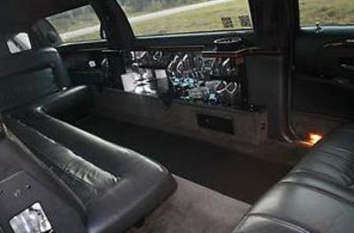 Stretch Limo - Lincoln Town Car