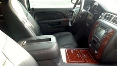 SUV - Chevrolet Suburban