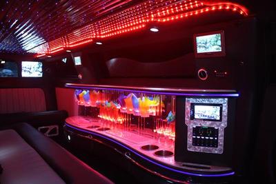 Stretch Limo - Chrysler 300