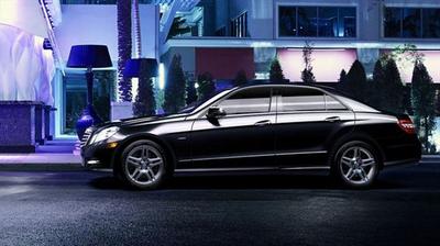 Luxury Sedan - Mercedes Benz E-Class