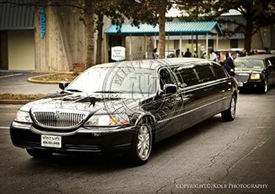 Stretch Limo - Lincoln Town Car