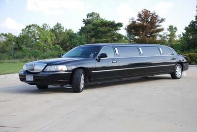 Stretch Limo - Lincoln Town Car