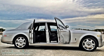 Luxury Sedan - Rolls Royce Phantom