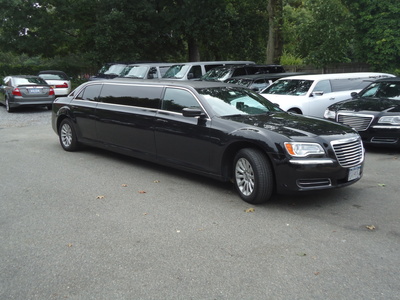 Stretch Limo - Chrysler 300