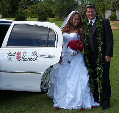Stretch Limo - Lincoln Town Car