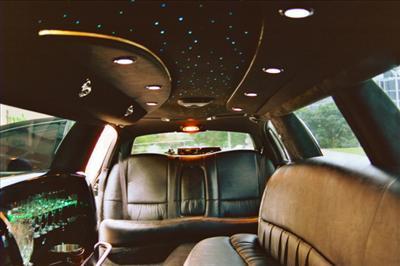 Stretch Limo - Lincoln Town Car