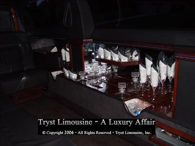Stretch Limo - Lincoln Town Car