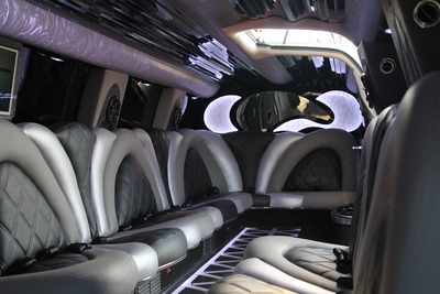 Stretch SUV - Infiniti QX